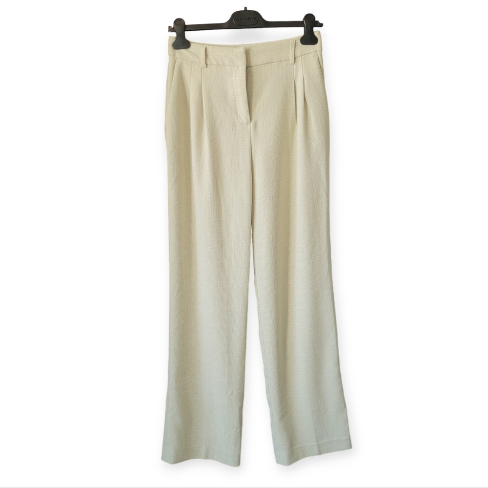Wide Leg Pleated Trousers  Ecru Green Old Money size 2